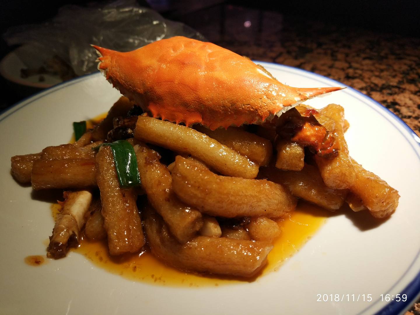 弄堂里 梭子蟹炒年糕