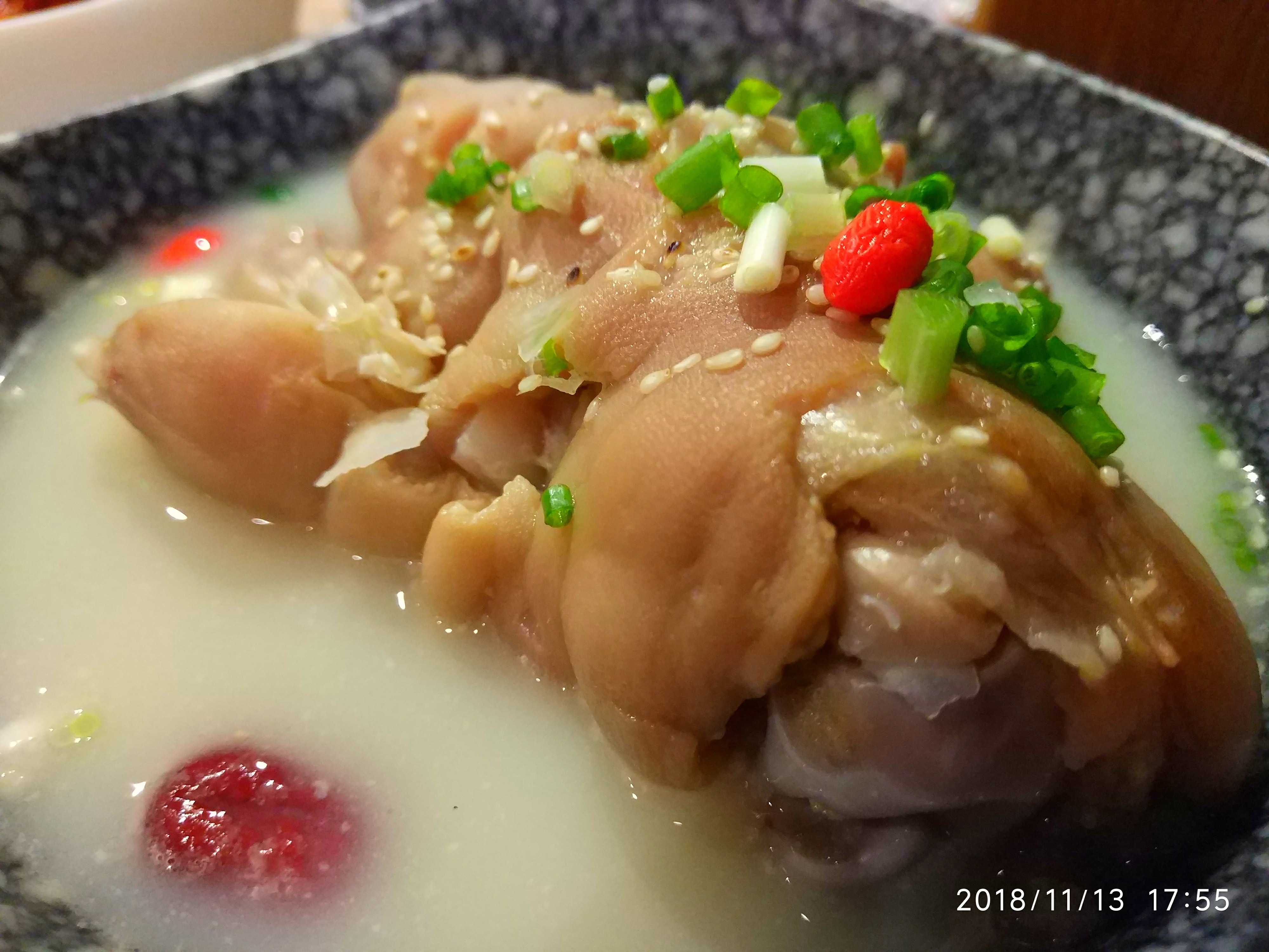 付小姐在成都 蹄花